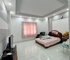 Mặt tiền kinh doanh Phạm Đức Sơn 5x18 4 tầng sổ riêng chỉ 19 tỷ