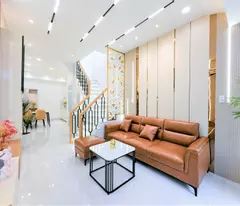 Bán nhà Hẻm xe hơi đường thành thái, quận 10 (4x14.8) chỉ 7.5 tỷ.
