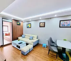 Bán tập thể Đồng Xa, Mai Dịch, 3 ngủ tặng hết nội thất, ô tô đỗ chân cầu thang
