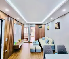 Bán tập thể Đồng Xa, Mai Dịch, 3 ngủ tặng hết nội thất, ô tô đỗ chân cầu thang