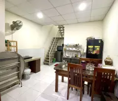 BÁN NHÀ 1 TRỆT 1 LỬNG MỚI TINH - TIỀN ĐƯỜNG HUỲNH THỊ HAI - 2 TẦNG  - 4x20m - GIÁ 4.9 TỶ