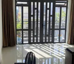 BÁN NHÀ 5 TẦNG GẦN ĐH NGOẠI NGỮ, NGÕ TRẢI NHỰA THÔNG, Ở NGAY. 6.5 TỶ