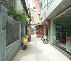 Cần bán nhà 5T Cầu Giấy DT 42m2 nhỉnh 7 tỉ. LH: Em Tuấn 0376272955.
