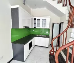 Bán nhà riêng Lai Xá, Kim Chung. 30m2 xây dựng 5 tầng. Cách 130m đến chợ Lai Xá Quốc Lộ 32