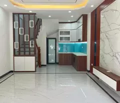 Bán nhà Đại Tự, Kim Chung 30m2, xây 5 tầng. Cách 30m đến Chợ, 620m đến Phố Huyện Hoài Đức