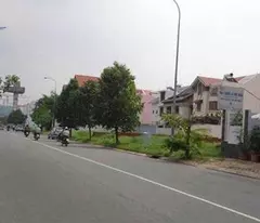CẦN BÁN MIẾNG ĐẤT LONG AN NGAY THỊ TRẤN BẾN LỨC 