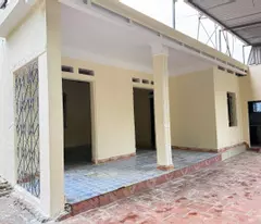 Bán nhanh nhà đẹp bên suối giữa trung tâm tt Mộc Châu giá nhỉnh 3 tỷ