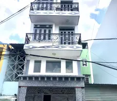 BÁN BIỆT THỰ 4 TẦNG MÁI THÁI  SÁT  VÁCH TRƯỜNG HỌC TRẬN CAO VÂN TRUNG MỶ TÂY QUẬN 12 HCM HẺM XE