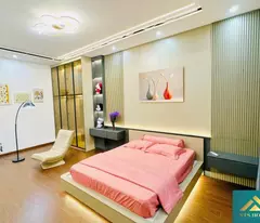 CHỊ Gái NHỜ BÁN GẤP NHÀ 
 HOÀ  BÌNH HAI BÀ TRƯNG 30M2 x 4  TẦNG  NHỈNH 5.35 tỷ  

Trung tâm quân