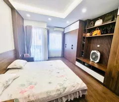 Bán nhà Chiến Thắng Văn Quán Phân Lô Vỉa hè 40m xây 5 tầng,MT 4m giá 14.5 Tỷ