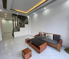 Duy nhất 1 căn xây đơn lập, diện tích 48m2x4,5T. Vài bước chân ra đường ô tô tránh