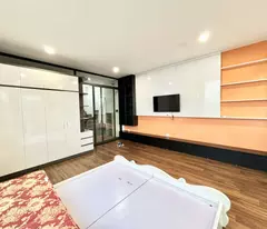 Chính chủ cho thuê căn hộ view hồ Văn Chương siêu chill