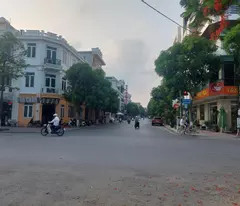 BÁN NHÀ 3 TẦNG - LÔ GÓC 2 MẶT TIỀN - MẶT PHỐ PHAN BÁ VÀNH GIAO VỚI BÙI THỊ XUÂN - DÂN CƯ ĐÔNG ĐÚC