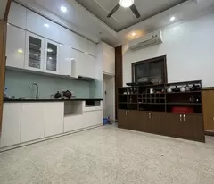 Bán nhà 40m2 5 tầng nội thất xịn Cạnh Vinhomes Gardenia Hàm Nghi