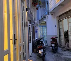 Bán nhà Ni Sư Hùynh Liên Tân Bình, cực đẹp- 3 tầng 3PN 3WC- 5.7 tỷ