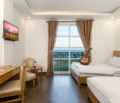 Khách sạn biển Quất Lâm Diện tích 5500m2 - 3 mặt tiền - 20 phòng, dòng tiền hơn 200 triệu/tháng,