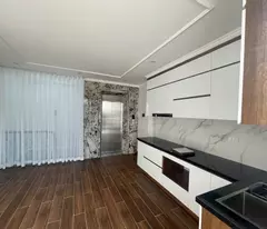 Nhà TÂY HỒ vị trí vàng 7 tầng, GARA ô tô, thang máy.