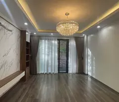 Nhà TÂY HỒ vị trí vàng 7 tầng, GARA ô tô, thang máy.