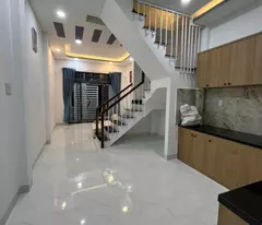 Nhà 2 tầng đường Hoà Trung - Vĩnh Hoà,Nha Trang. 💰Giá : 2tỷ250