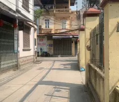 Cực Đẹp – Ô Tô Đỗ cửa gần đại sứ quán Hàn Quốc, Ngõ thông DT: 54,4m giá 9.95 tỷ