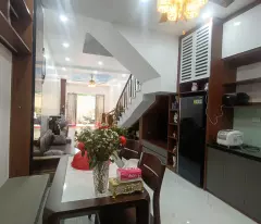 Bán nhà phố Lưu Hữu Phước cạnh Vinhomes Gardenia Hàm Nghi