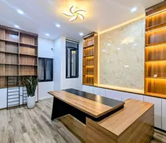 Bán nhà riêng 5 tầng giá 5.1 tỷ cách tỉnh lộ 422B 20m, Nhà đang cho thuê dòng tiền 15tr/tháng