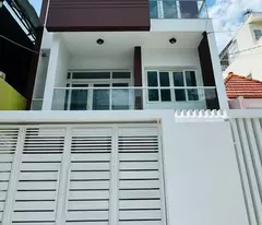Bán nhà phố mới giá lại tốt hơn thị trường, mặt tiền Nguyễn Hữu Huân - 
NHA TRANG chỉ 115tr/m2