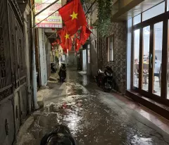 Gấp… Gấp … rất gấp … chủ nhà cần tiền bán gấp nhà 9 tầng