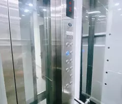 Bán nhà mặt tiền, P.5, Bình Thạnh, 7 tầng thang máy, 4.5m*18m, 15.5 tỷ