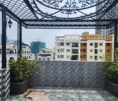 Bán tòa văn phòng 8 tầng - MP Nguyễn Hoàng - Mỹ Đình – 63,6m2 MT: 5m - 44tỷ 680tr - nội thất xịn.