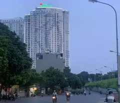 biệt thự mini Ngọc Thuỵ, 90m x 5tầng, sân vườn, gara ôtô, đồ gỗ nhập khẩu, ô chờ thang máy