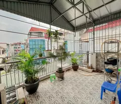BÁN NHÀ NGUYỄN VĂN HUYÊN, 46M2, 5 TẦNG, MT 5M, NGÕ 4M, ĐI BỘ RA PHỐ. 6,8 TỶ