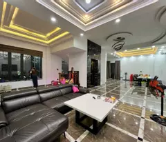 BÁN NHÀ 5 TẦNG  KHU ĐÔ THỊ HIM LAM!
