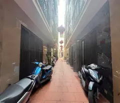 BÁN NHÀ NGỌC THUY . NHÀ ĐẸP - PHÂN LÔ - DÂN TRÍ CAO - TIỆN ÍCH