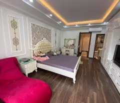Bán nhà Mặt phố Cổ Linh, Cạnh TTTM Aeon Long Biên, 5 tầng, ô tô, kinh doanh, Nhỉnh 20 tỷ.