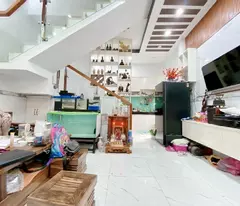 NGANG 4.5M, NGAY NGÃ NĂM QUANG TRUNG, P10 GÒ VẤP, GIÁ 2.x TỶ