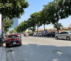 Căn nhà tại vị trí vàng gần phố Lê Trọng Tấn, vài bước chân tới Hoàng Văn Thái, ngõ rộng thoáng,
