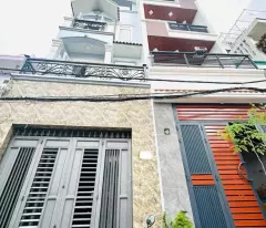 Tên lửa, BTĐB, 4 tầng, 4 phòng ngủ,đường 8m thông, TL.