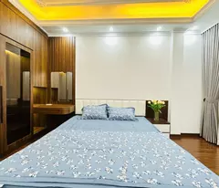 Bán nhà trung tâm quận Cầu Giấy, 5 tầng mới tinh full nội thất, diện tích 35m2, nhỉnh 6 tỷ