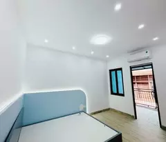 Bán Nhà Hiếm Tại Ngã Tư Sở Trường Chinh: Diện Tích 29m², Mặt Tiền 5.2m, Giá 5.5 Tỷ VNĐ