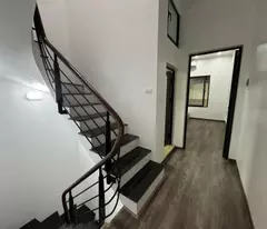 NHÀ MỚI ĐẸP LUNG LINH - TẶNG TOÀN BỘ NỘI THẤT CHỈ VIỆC XÁCH VALI VỀ Ở. NGÕ RỘNG SH QUAY ĐẦU.