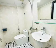Cầu Giấy dưới 7 tỷ, diện tích 30m2, 5 tầng, mặt tiền 3.4m , giá 6.9 tỷ