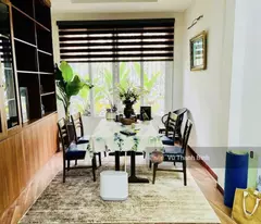 Bán nhà riêng 4 tầng tại phố Trần Thái Tông, nhỉnh 25 tỷ, 100m2, kinh doanh - văn phòng