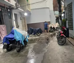BÁ CHÁY QUẬN 10 - ĐƯỜNG BÀ HẠT - HẺM TRƯỚC NHÀ 4M - SÁT MẶT TIỀN - HẺM THÔNG TRƯỚC NHÀ 4M   - 32M2