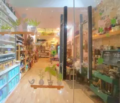 BÁ CHÁY QUẬN 10 - ĐƯỜNG BÀ HẠT - HẺM TRƯỚC NHÀ 4M - SÁT MẶT TIỀN - HẺM THÔNG TRƯỚC NHÀ 4M   - 32M2