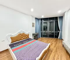 Chính chủ có căn hộ view hồ cần cho thuê tại quận Đống Đa