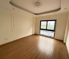 Cần bán nhà 5 tầng ô tô đỗ cổng cách đường Trịnh Văn Bô 100m, cách Mỹ Đình 7p đi xe