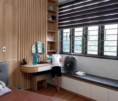 BÁN NHÀ MẶT PHỐ LÊ THÁNH TÔNG THOÁNG CÓ GIẾNG TRỜI THOÁNG MÁT, Ô TÔ ĐỖ CỬA