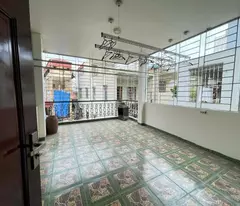 Bán nhà Trung Kính, Cầu Giấy, DT 55m2, 5  tầng, ô tô đỗ cửa, kinh doanh