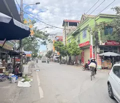 BÁN ĐẤT ĐƯỜNG THÔNG Ô TÔ TRÁNH, ĐẤT VUÔNG VẮN SẠCH ĐẸP, GẦN CHỢ, TRƯỜNG HỌC TẠI BẮC HỒNG ĐÔNG ANH